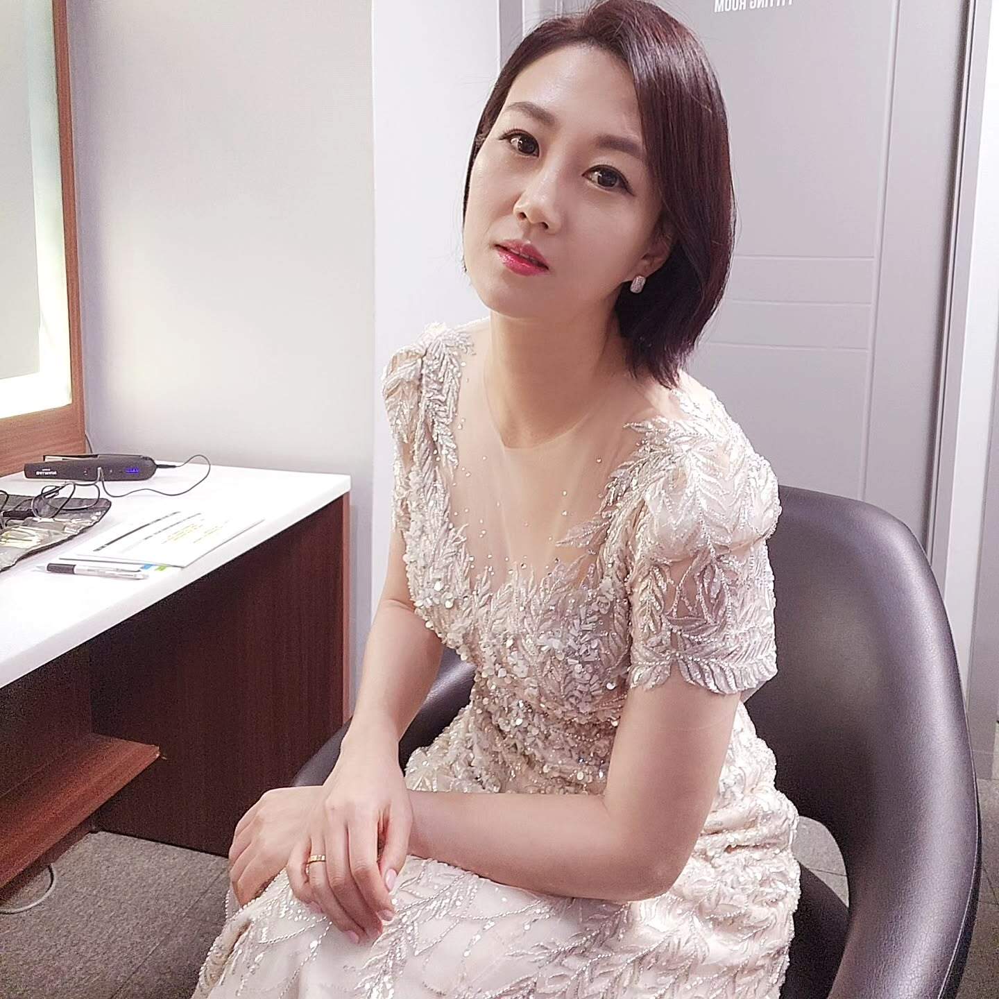 장윤정, ‘립싱크 논란’ 커지자 소속사를 통해 해명